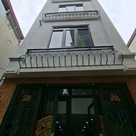 ( Quận Hoàng Mai) Cần Bán Gấp Nhà Đất Hà Nội 6 Tầng Có Thang Máy